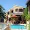 Villa con muchos extras y vistas al mar