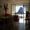 Con vistas al Pe�on, a pie de playa