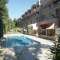 Apartamento T2 em Cascais para 4 pessoas, em condom�nio privado com piscina