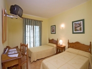 Imagem Residenciais | Hostal Marbella