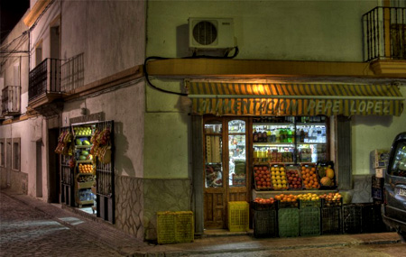 Tarifa por la noche, Tienda Pepe Lopez