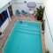 Perto da praia, com piscina privada