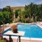 En una finca typico mallorqu�n, con preciosa piscina